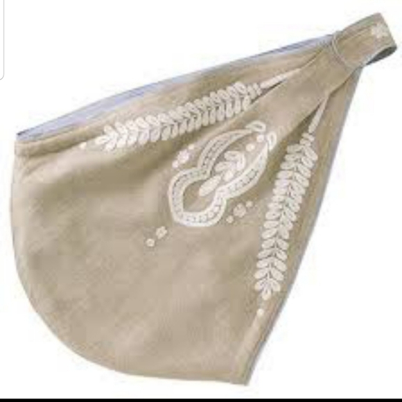 serena and lily baby sling